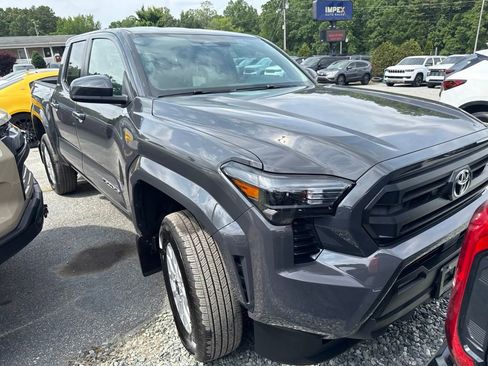 Used 2026 Toyota Tacoma SR5 RWD image 2