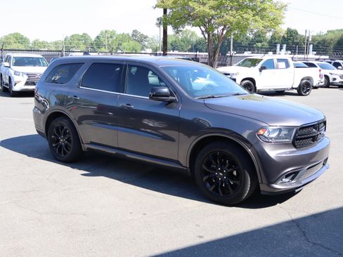 Used 2020 Dodge Durango SXT image 13