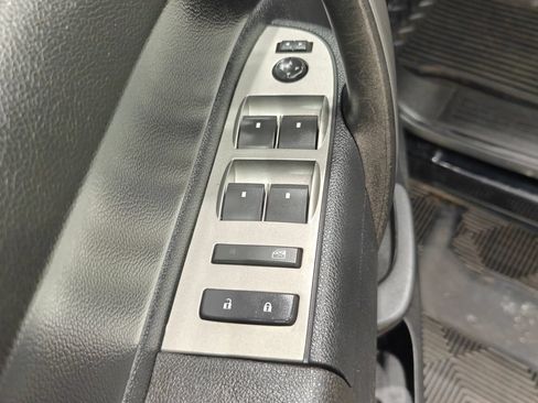 Used 2011 Chevrolet Silverado 2500 LT w/ Snow Plow Prep Package AWD/4WD image 32
