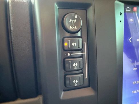 Used 2005 HUMMER H2 image 41