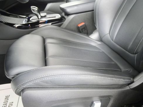 Used 2022 BMW X3 sDrive30i RWD image 9