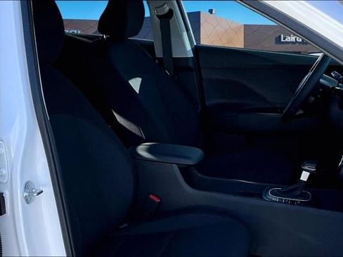 New 2026 Hyundai Kona SE FWD image 11