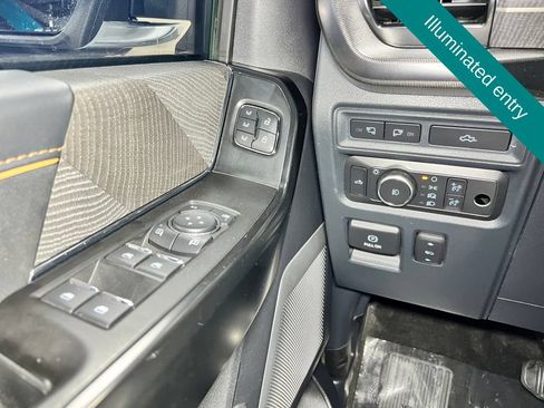 Used 2022 Ford F150 Platinum w/ FX4 Off-Road Package AWD/4WD image 25