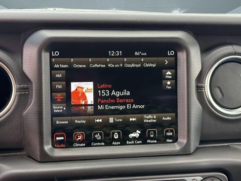 Used 2023 Jeep Wrangler Unlimited Sahara w/ Cold Weather Group AWD/4WD image 21