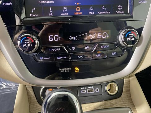 Used 2020 Nissan Murano SL w/ Moonroof Package AWD/4WD image 14