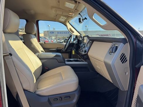 Used 2015 Ford F250 Lariat w/ Chrome Package image 35