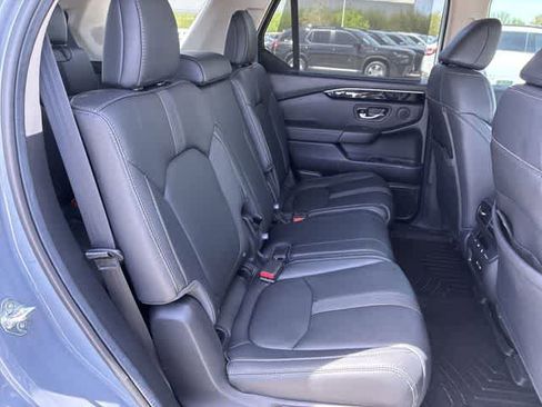 Certified 2025 Honda Pilot Touring image 22