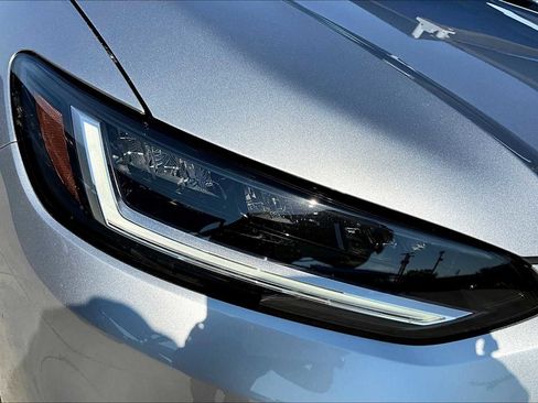 New 2026 Honda HR-V LX image 13