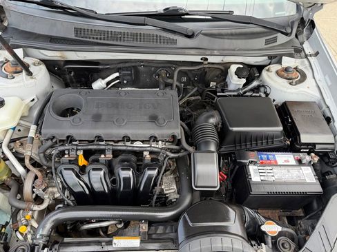 Used 2010 Kia Optima EX FWD image 23