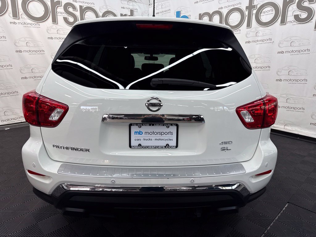 Used 2018 Nissan Pathfinder SL w/ SL Premium Package AWD/4WD image 5