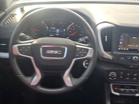 Used 2023 GMC Terrain SLE image 15