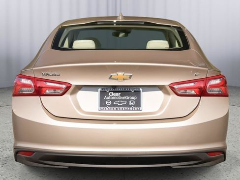 Used 2023 Chevrolet Malibu LT FWD image 19