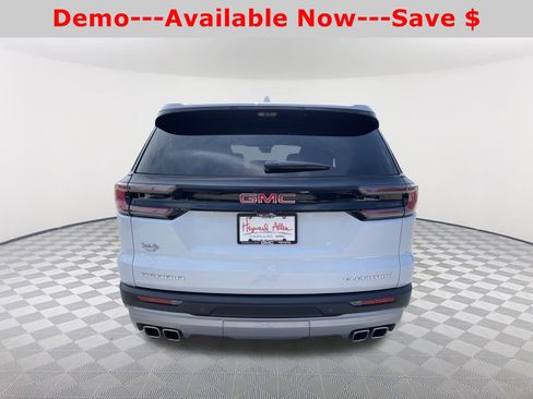 New 2026 GMC Acadia Elevation w/ Elevation Premium Package FWD image 5
