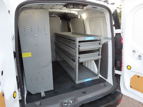 Used 2020 Ford Transit Connect XL image 10