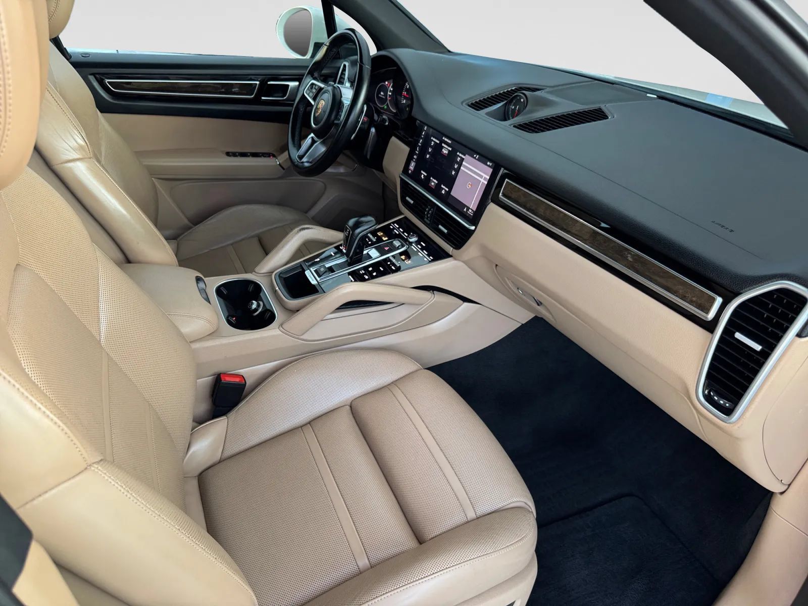 Used 2019 Porsche Cayenne AWD/4WD image 24