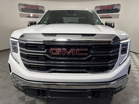 Used 2022 GMC Sierra 1500 SLT image 9