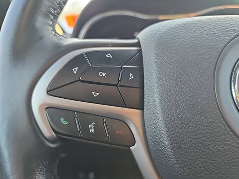 Certified 2020 Jeep Grand Cherokee Limited image 24