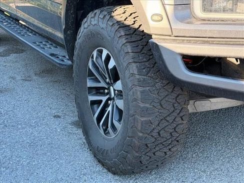 Used 2020 Ford F150 Raptor w/ Equipment Group 802A Luxury AWD/4WD image 9