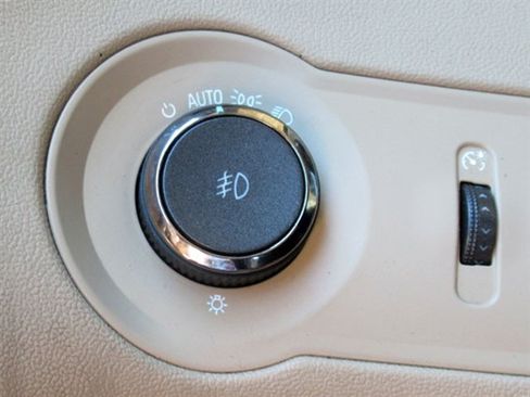 Used 2011 Buick LaCrosse CXS FWD image 30