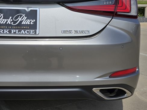 Used 2019 Lexus ES 350 w/ Premium Package image 16