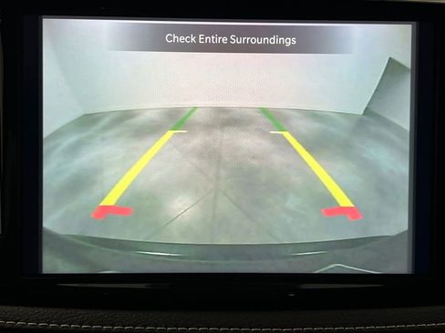 Used 2025 Chrysler Pacifica Limited image 69