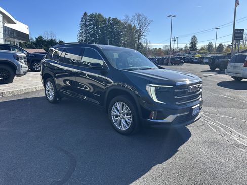 Certified 2024 GMC Acadia Elevation AWD/4WD image 14