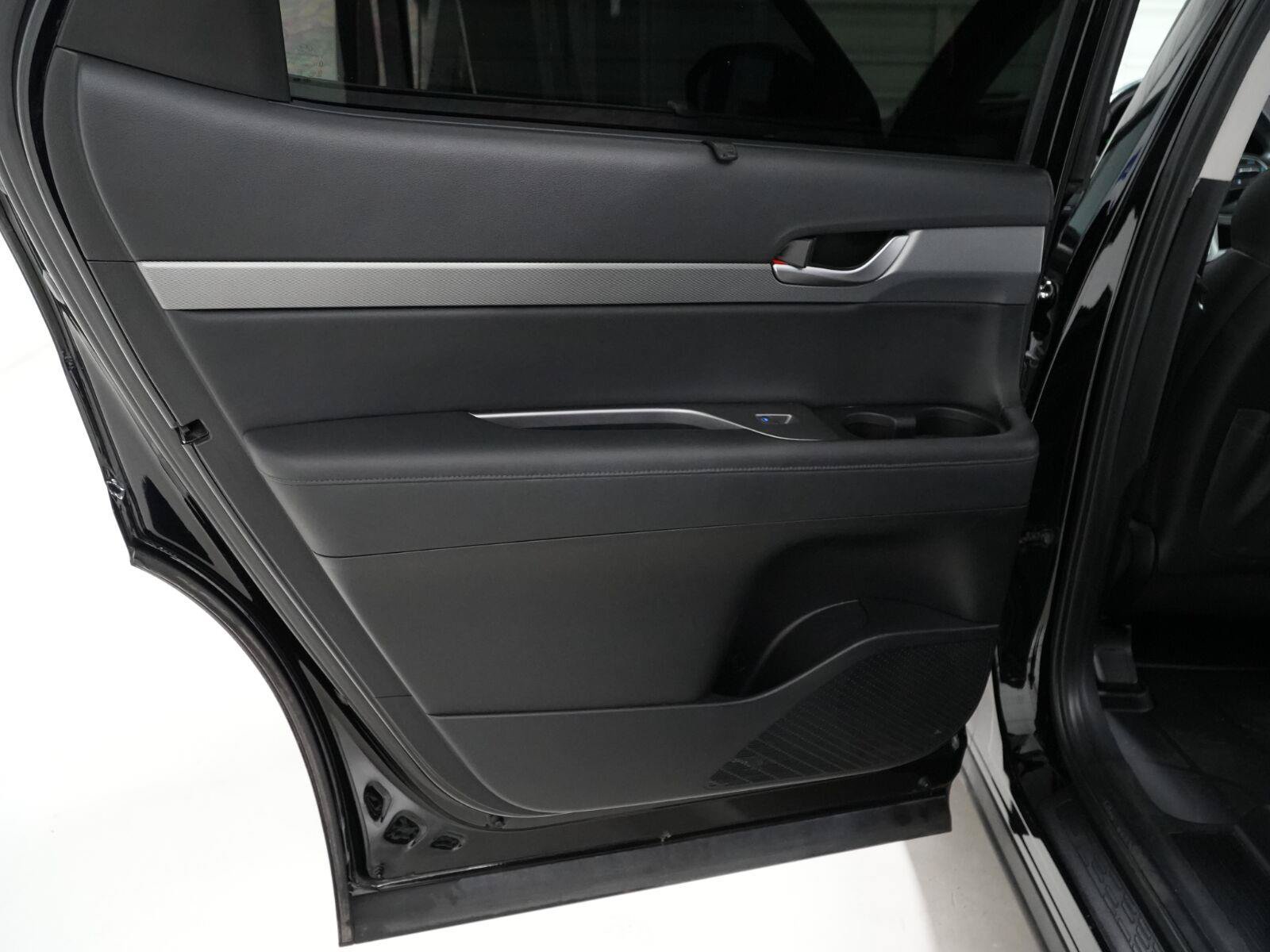 Used 2022 Hyundai Palisade SEL w/ Premium Package FWD image 12