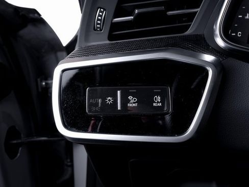 Used 2025 Audi RS 7 Performance image 45