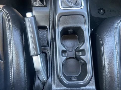 Used 2021 Jeep Wrangler Unlimited Sahara w/ Uconnect 4C Nav & Sound Group AWD/4WD image 30