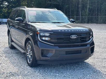 Used 2025 Ford Expedition Active