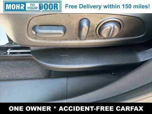 Used 2023 Chevrolet Equinox LT image 13