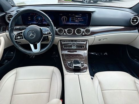 Used 2020 Mercedes-Benz E 350 Sedan image 24