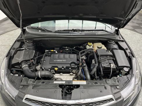 Used 2014 Chevrolet Cruze LT w/ RS Package image 23