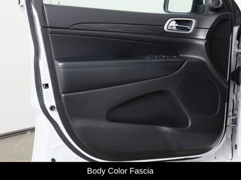 Used 2021 Jeep Grand Cherokee Laredo X image 20