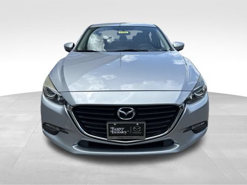 Used 2017 MAZDA MAZDA3 Sport FWD image 2