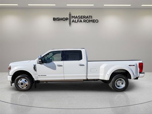 Used 2022 Ford F350 Platinum image 4