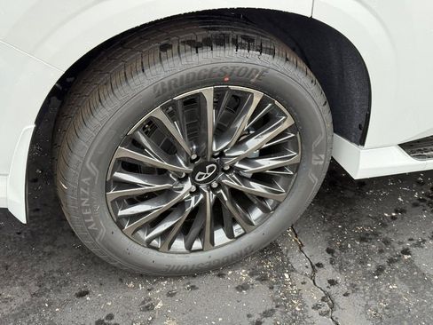 New 2026 INFINITI QX80 Autograph w/ Premium Cargo Package image 5