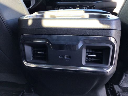 Used 2025 GMC Sierra 1500 Elevation w/ Elevation Premium Package image 8