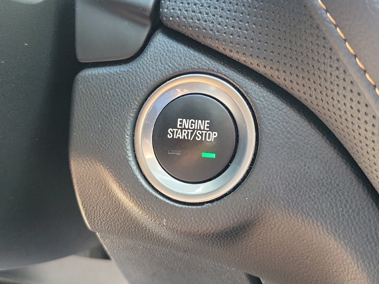 Certified 2021 Chevrolet Equinox Premier w/ Redline Edition FWD image 30