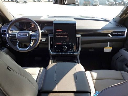 New 2026 GMC Yukon Elevation image 12