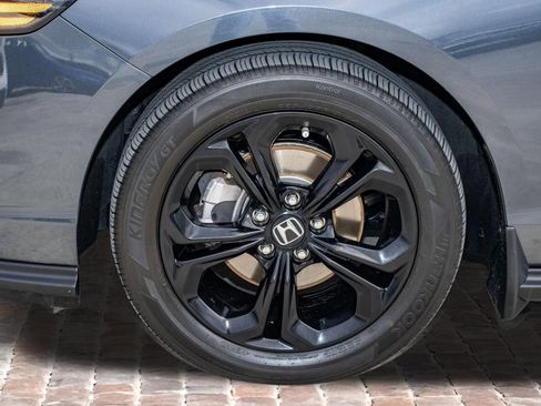 Certified 2025 Honda Accord SE image 37