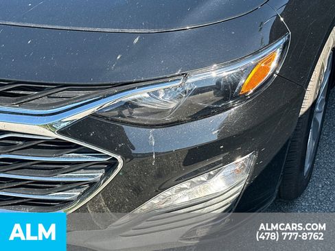 Used 2025 Chevrolet Malibu LT FWD image 6