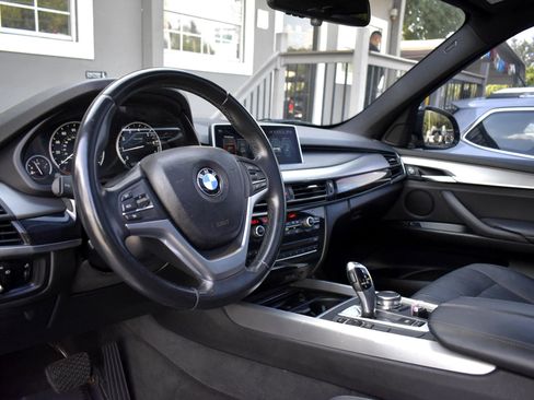 Used 2017 BMW X5 sDrive35i image 10