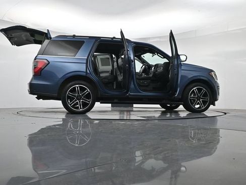 Certified 2019 Ford Expedition Limited w/ Equipment Group 303A AWD/4WD image 58