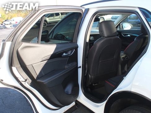 Used 2023 Buick Envision Essence w/ Sport Touring Package image 21