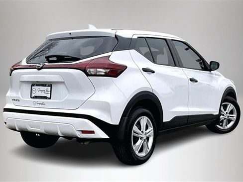Certified 2024 Nissan Kicks S image 5