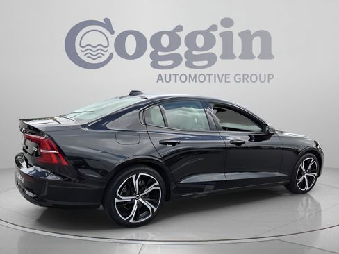 Used 2024 Volvo S60 B5 Plus FWD image 5