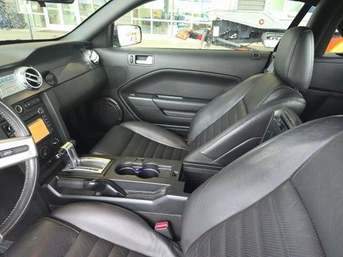 Used 2008 Ford Mustang GT RWD image 3
