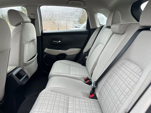 Used 2023 Honda HR-V LX image 15