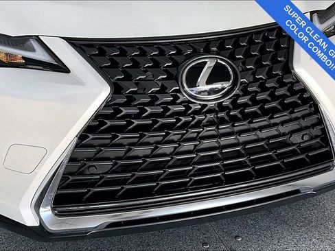 Used 2025 Lexus UX 300h AWD image 36